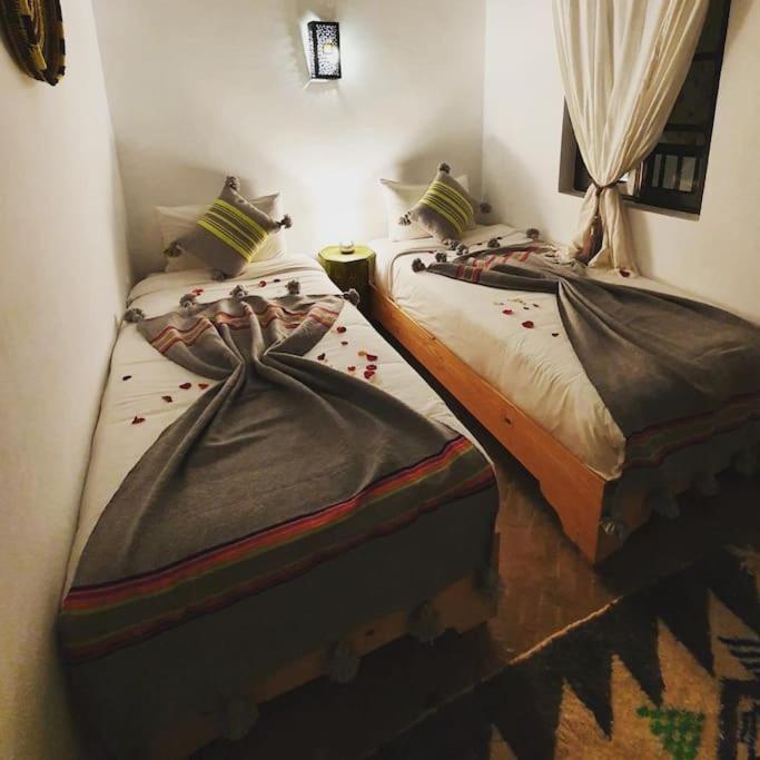 Charmant Riad Pour Familles Ou Groupes - Dar Mama As-Suwajra Zewnętrze zdjęcie